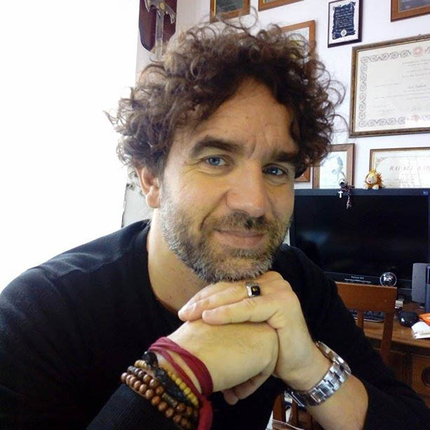 Autore Raffaele Sari Autore Raffaele Sari